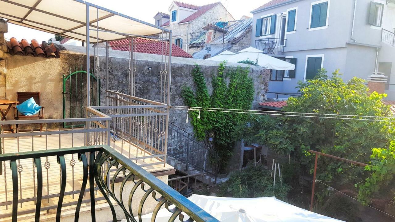 Apartment Romance Split Exterior photo